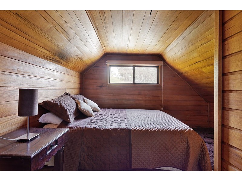 941 BROOKVILLE ROAD, THE STONEHOUSE, Brookville VIC 3896