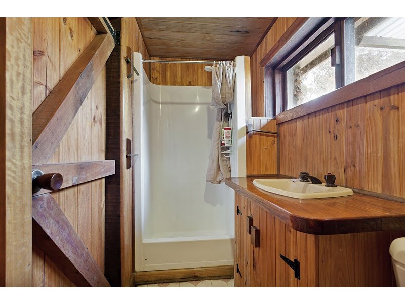 941 BROOKVILLE ROAD, THE STONEHOUSE, Brookville VIC 3896