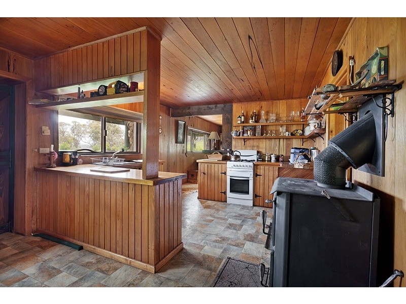 941 BROOKVILLE ROAD, THE STONEHOUSE, Brookville VIC 3896