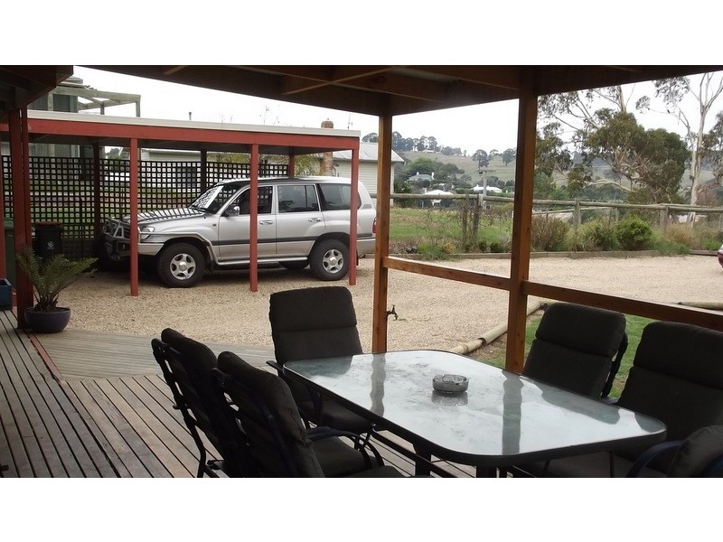 12 Crisp Street, Omeo VIC 3898