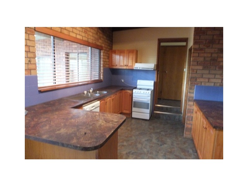 19 Perriwinkle Drive, Lakes Entrance VIC 3909