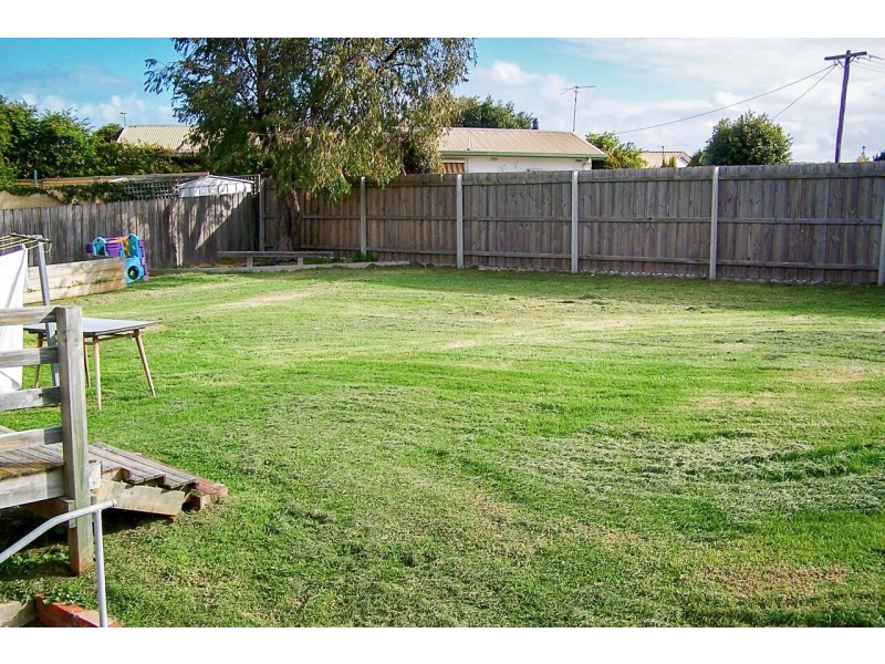 103 MYER STREET, Lakes Entrance VIC 3909