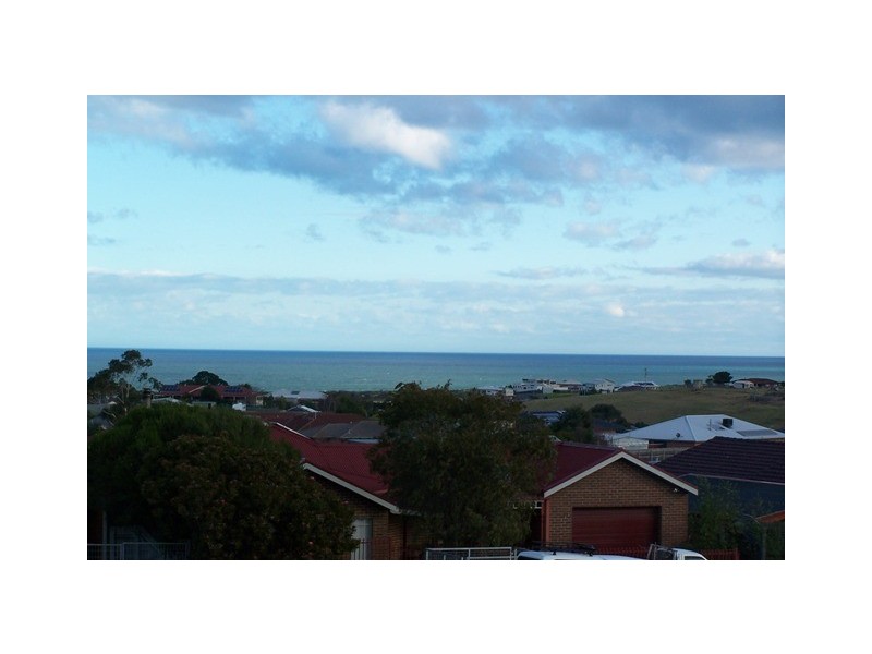 11 Ewing Court, Lakes Entrance VIC 3909