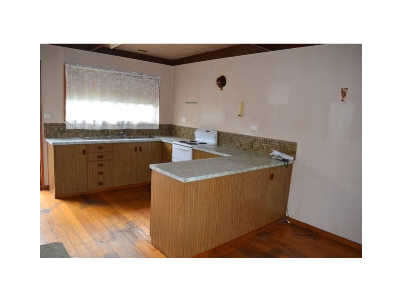 26 Nowa Nowa-Old Buchan Road, Nowa Nowa VIC 3887