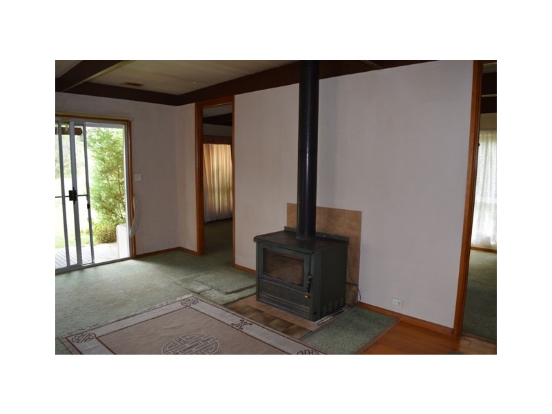 26 Nowa Nowa-Old Buchan Road, Nowa Nowa VIC 3887