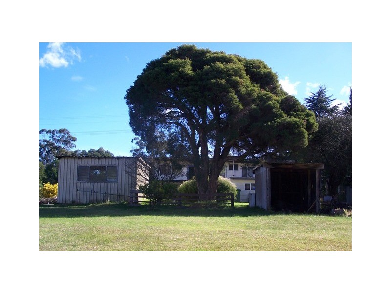26 Nowa Nowa-Old Buchan Road, Nowa Nowa VIC 3887