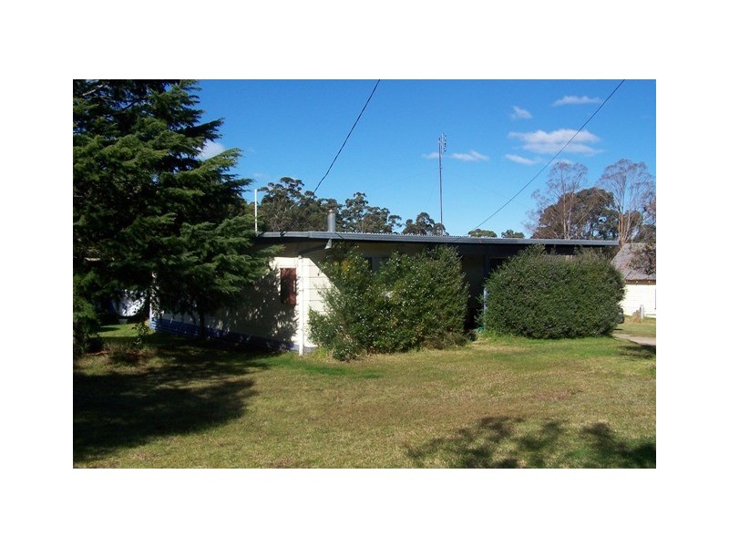 26 Nowa Nowa-Old Buchan Road, Nowa Nowa VIC 3887