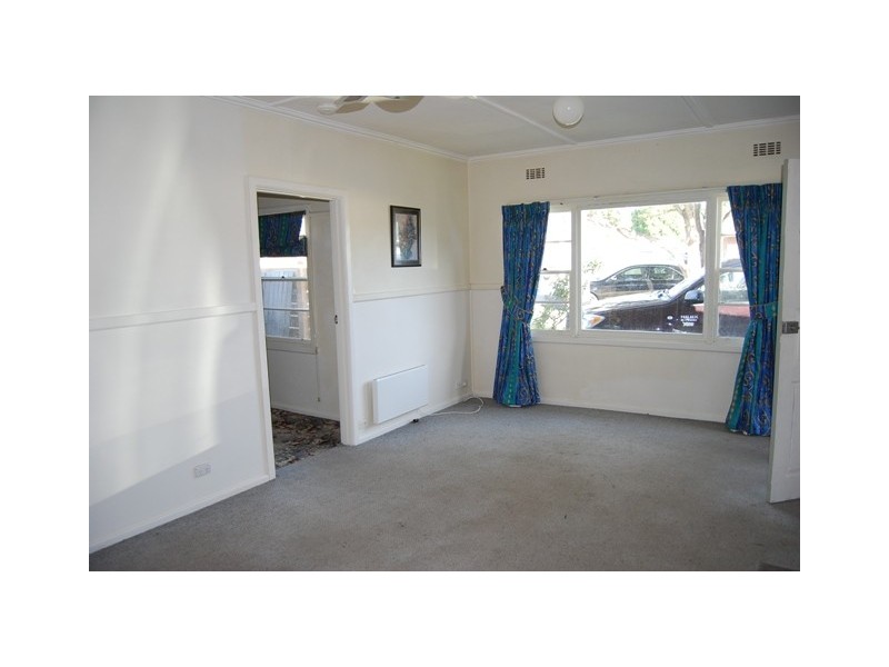 3 Jefferson Avenue, Lakes Entrance VIC 3909