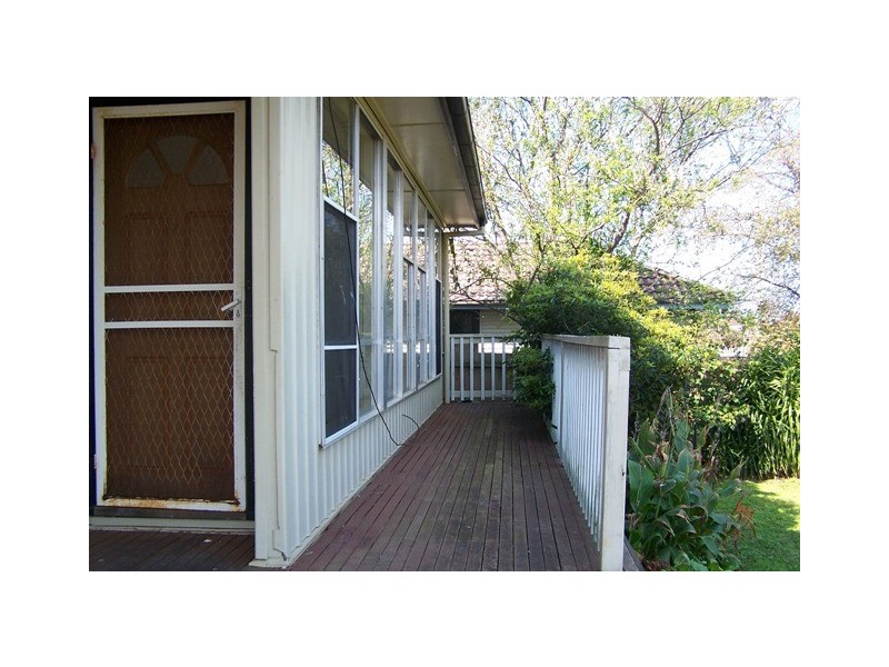 84 Carpenter Street, Lakes Entrance VIC 3909