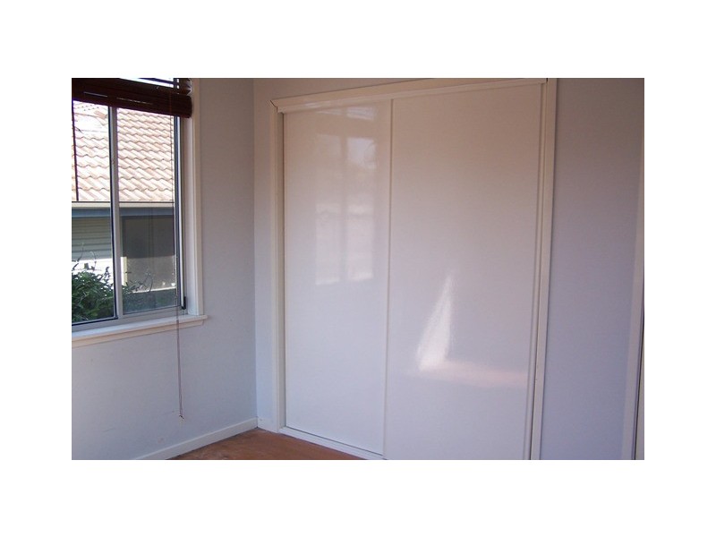 84 Carpenter Street, Lakes Entrance VIC 3909