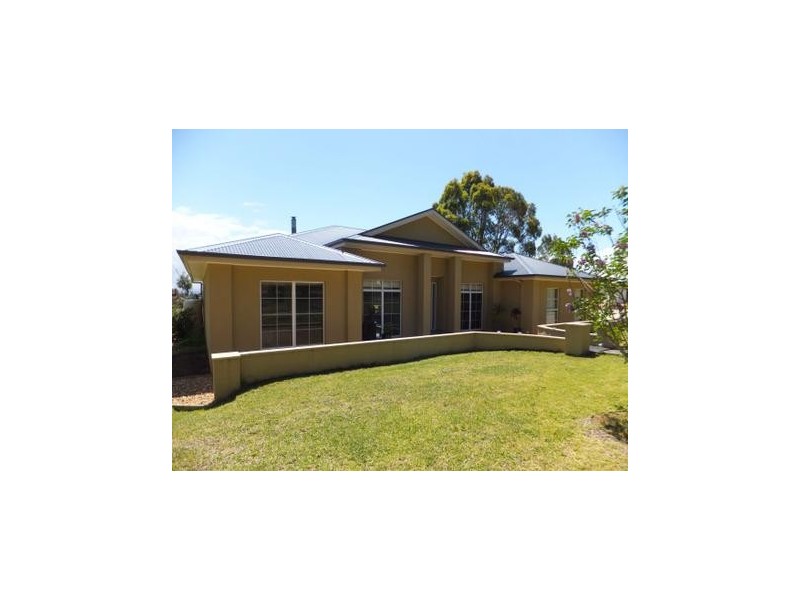 42 Kings Cove Boulevard, Metung VIC 3904