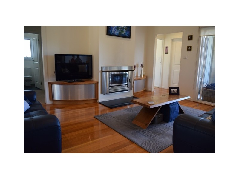 42 Kings Cove Boulevard, Metung VIC 3904