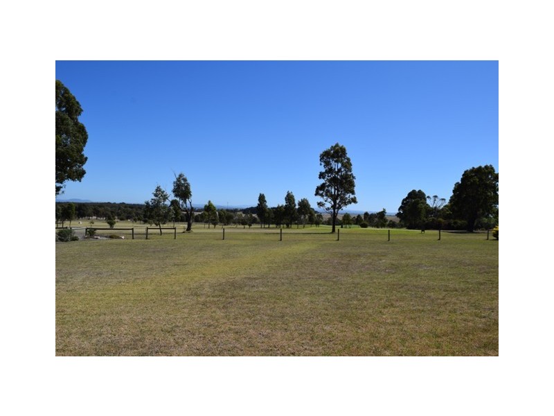 42 Kings Cove Boulevard, Metung VIC 3904