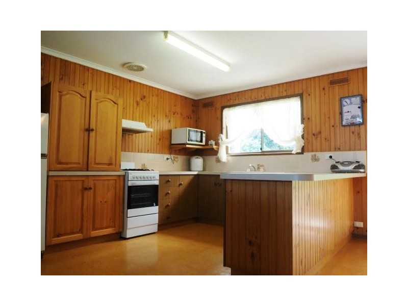 16 Hardie Street, Lakes Entrance VIC 3909