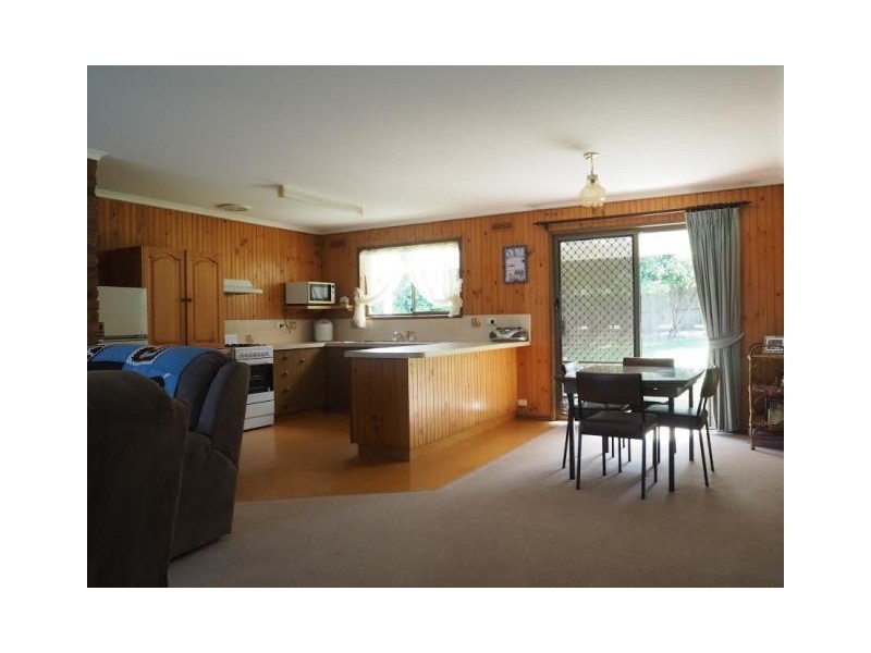 16 Hardie Street, Lakes Entrance VIC 3909