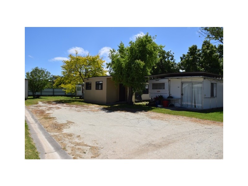 7 Willis Street, Lakes Entrance VIC 3909