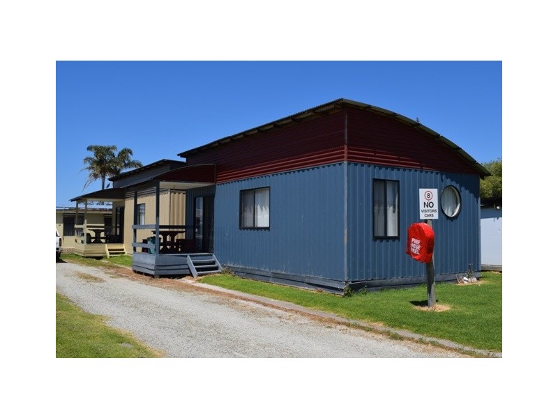 7 Willis Street, Lakes Entrance VIC 3909