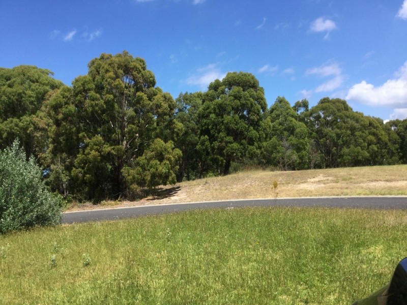 5 Travers Court, Metung VIC 3904