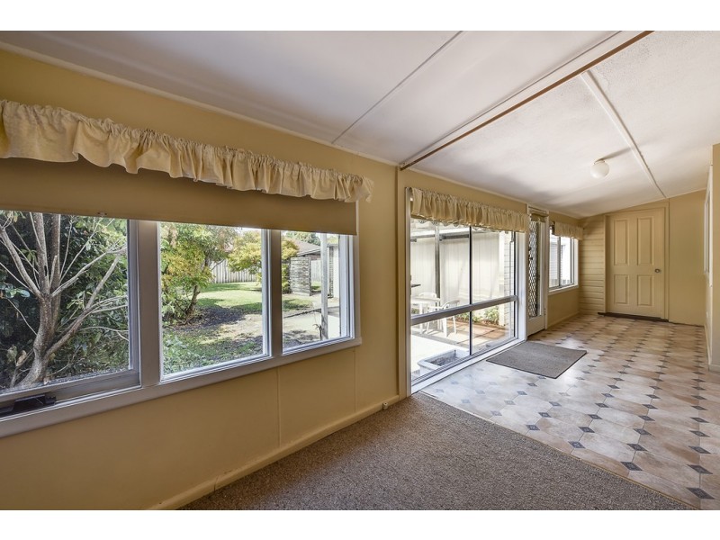 14 Mourilyan Street, Lakes Entrance VIC 3909