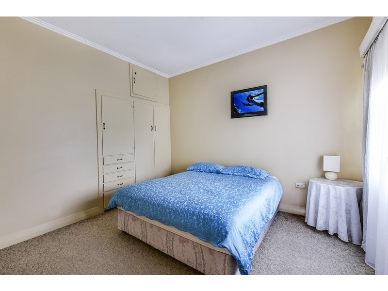 14 Mourilyan Street, Lakes Entrance VIC 3909