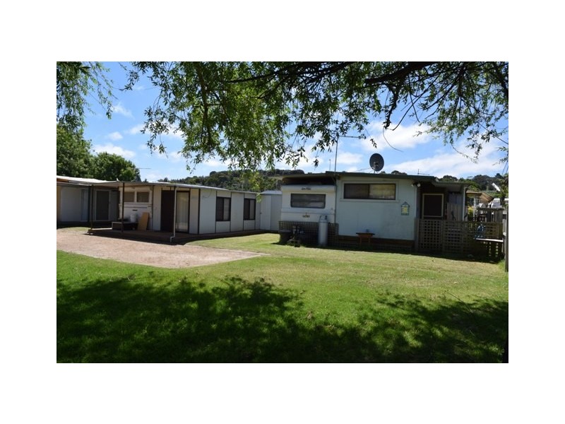 7 Willis Street, Lakes Entrance VIC 3909