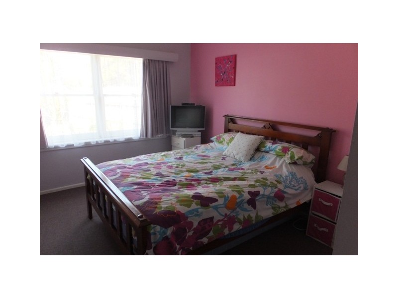 11 Middle Street, Lakes Entrance VIC 3909