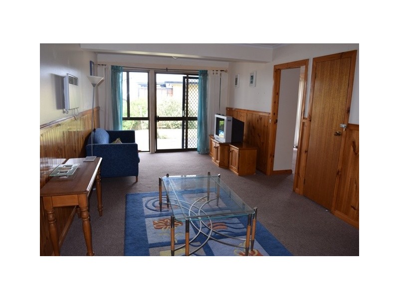 39 O’Neills Road, Lakes Entrance VIC 3909