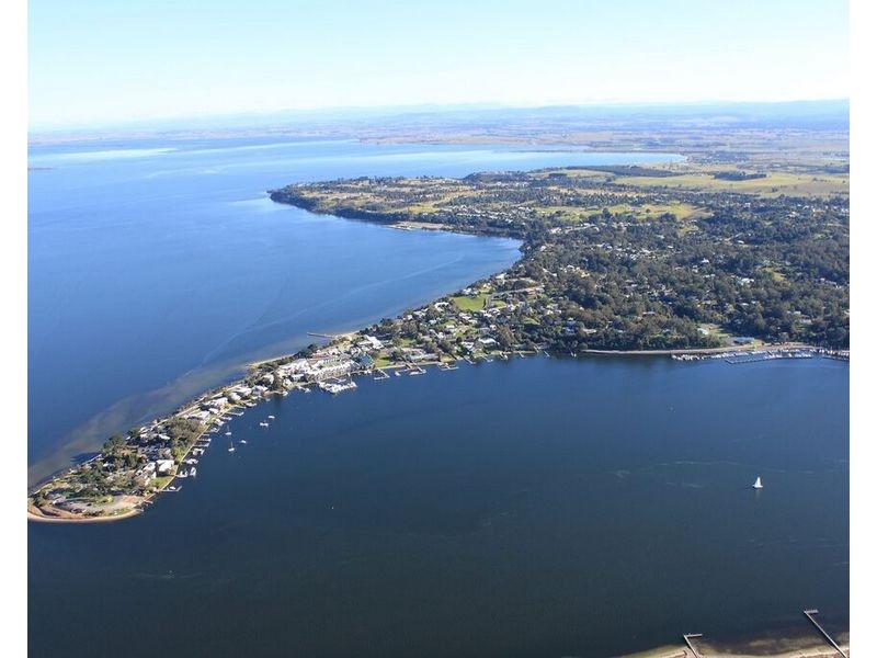 2 Besley Close, Metung VIC 3904