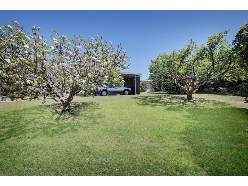 10 ADSAL COURT, Metung VIC 3904