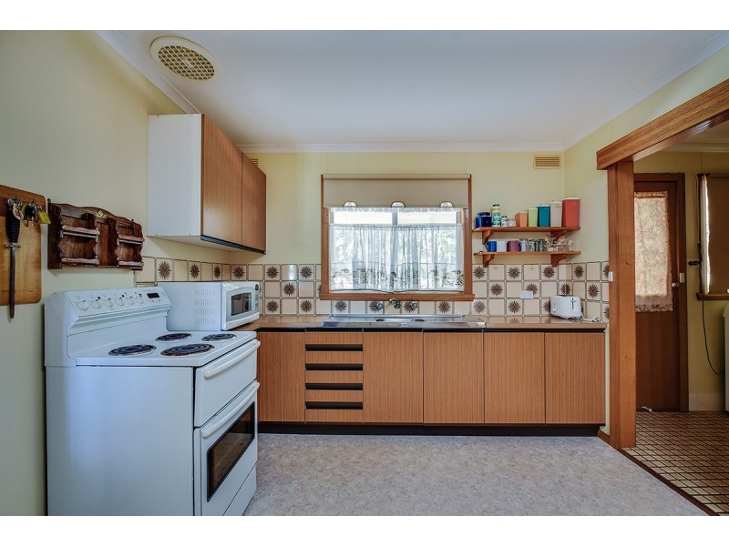 10 ADSAL COURT, Metung VIC 3904