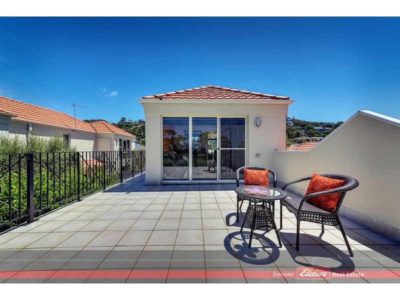 12/122 Golf Links Road, Lakes Entrance VIC 3909