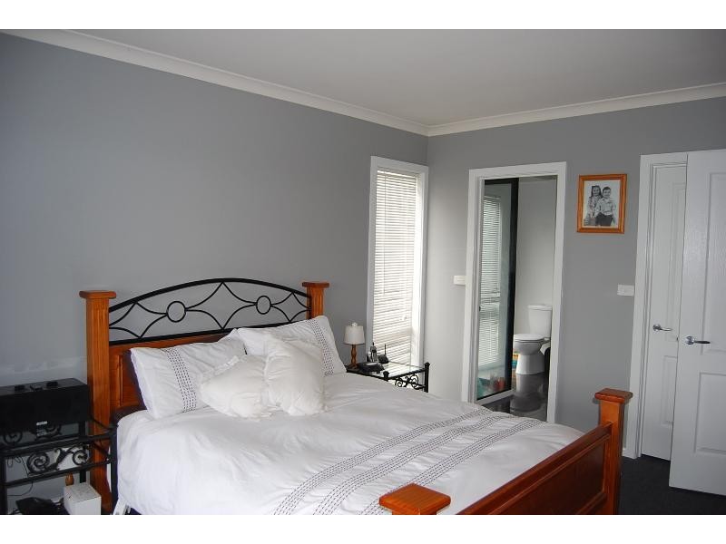 29 Ozone Crescent, Lakes Entrance VIC 3909