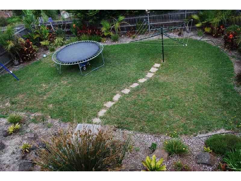 29 Ozone Crescent, Lakes Entrance VIC 3909