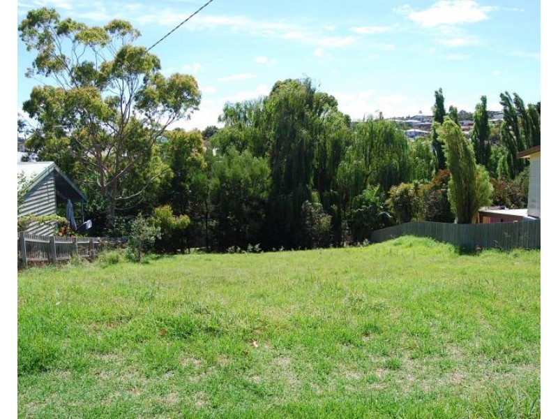 12 View Street, Lakes Entrance VIC 3909