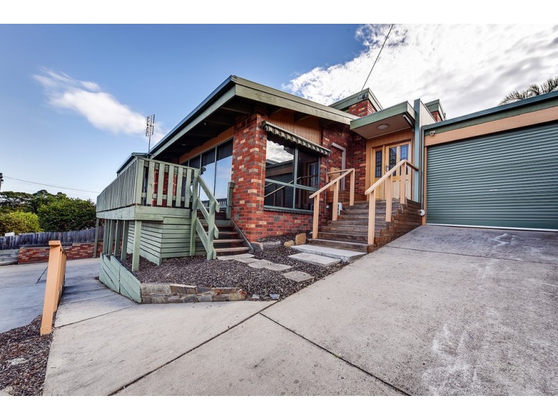 105 Myer Street, Lakes Entrance VIC 3909