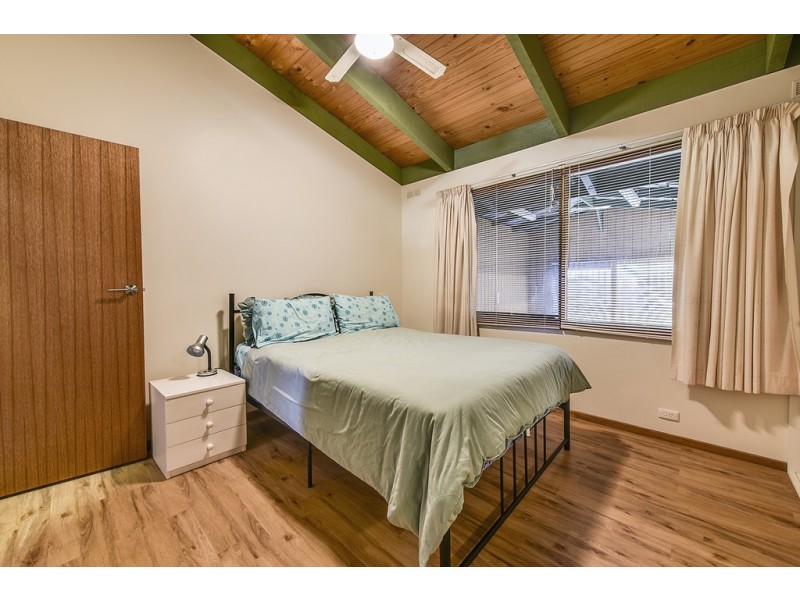 105 Myer Street, Lakes Entrance VIC 3909