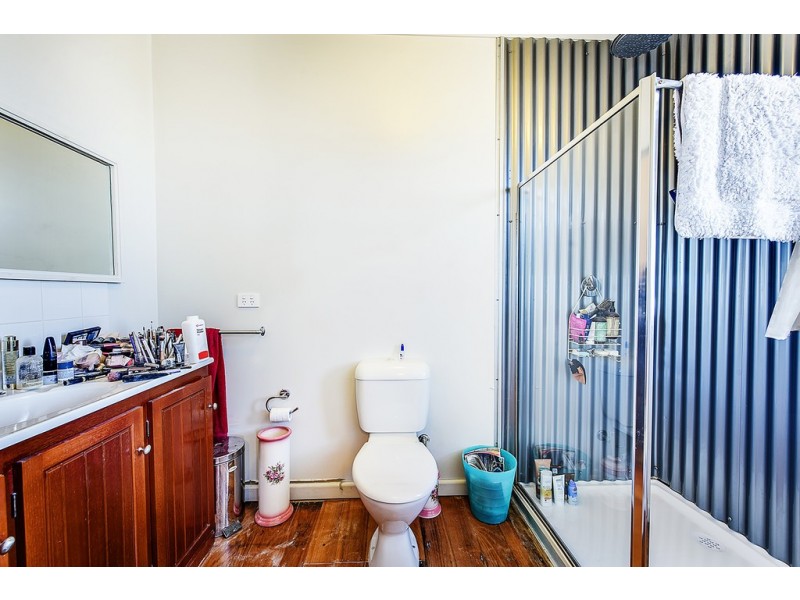 12 A and B Bills Street, Lakes Entrance VIC 3909