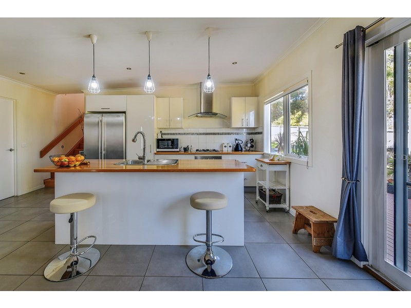 7 New Street, Lakes Entrance VIC 3909