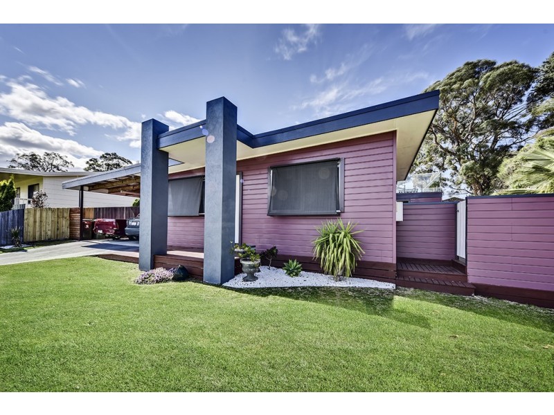 7 New Street, Lakes Entrance VIC 3909