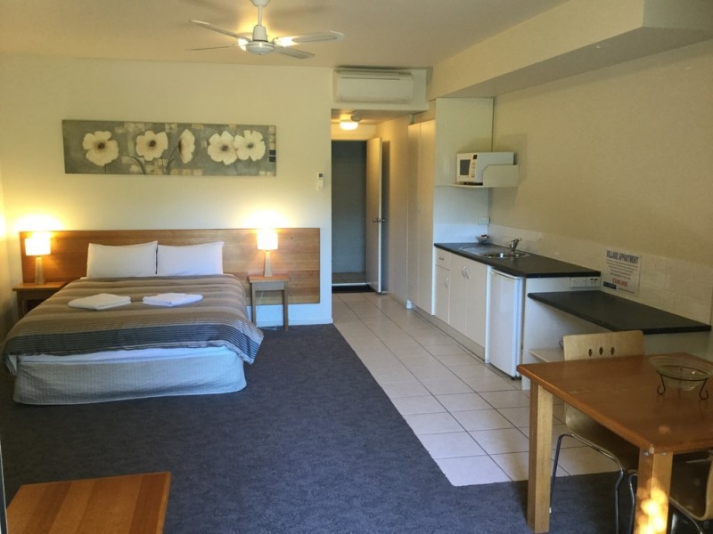 1/11 Kurnai Avenue, Metung VIC 3904