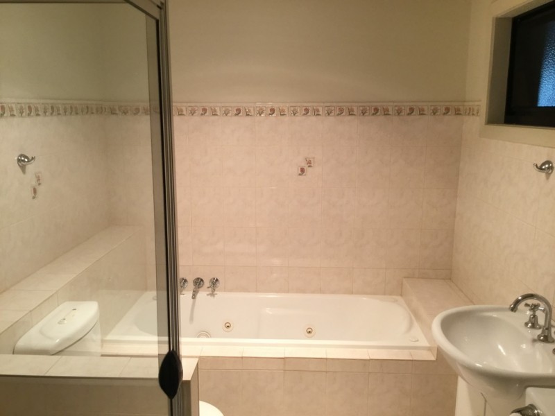 1/11 Kurnai Avenue, Metung VIC 3904