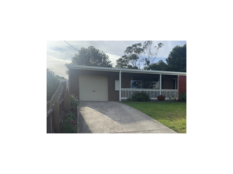 16 Hardie Street, Lakes Entrance VIC 3909