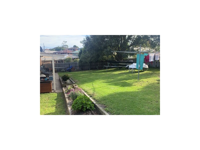 16 Hardie Street, Lakes Entrance VIC 3909