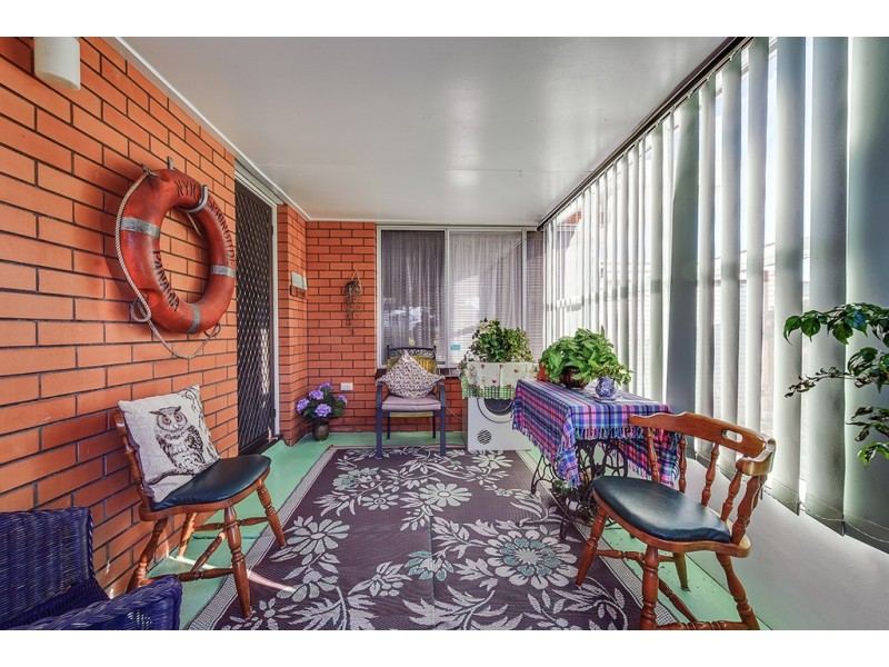 15 Capes Road, Lakes Entrance VIC 3909