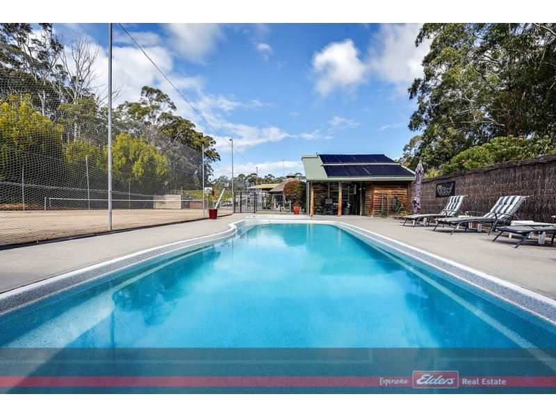 20 Secomb Close, Lakes Entrance VIC 3909