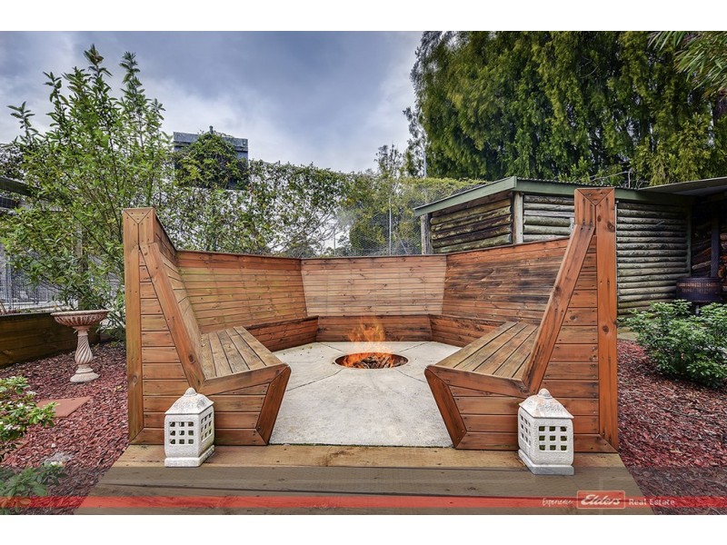 20 Secomb Close, Lakes Entrance VIC 3909