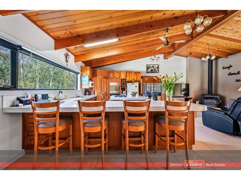 20 Secomb Close, Lakes Entrance VIC 3909