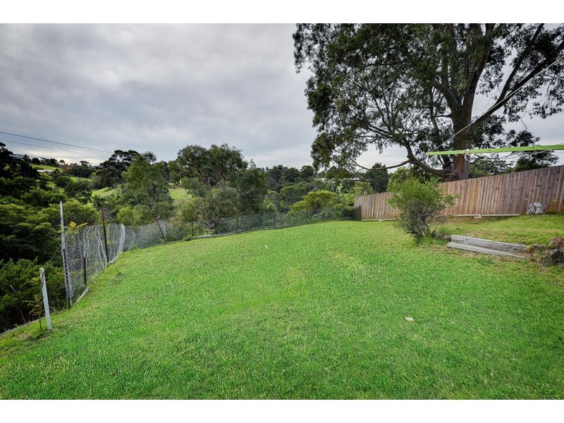 11 LAKE GROVE, Metung VIC 3904