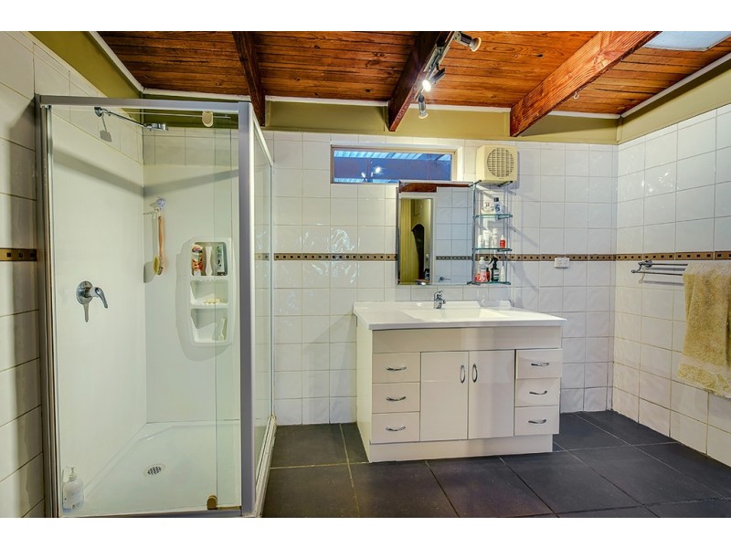 430 Swan Reach Road, Bumberrah VIC 3902