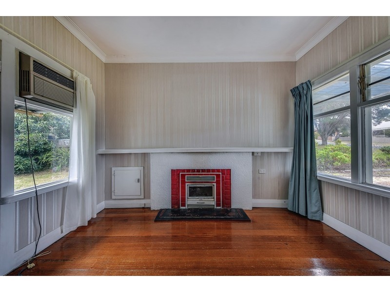 10 Oneills Road, Lakes Entrance VIC 3909